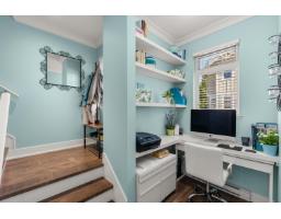 24 2925 King George Boulevard, Surrey, BC V4P1B8 Photo 23