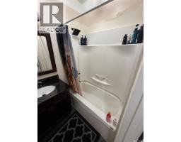 1452 99th Street, North Battleford, SK S9A0R1 Photo 12
