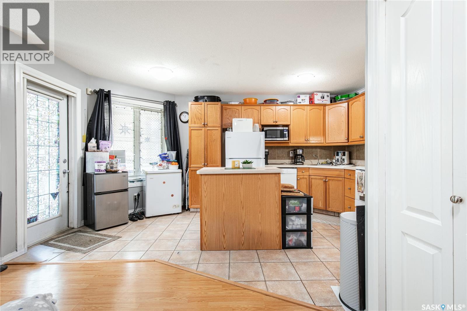 #3133 TRUESDALE DRIVE - 19