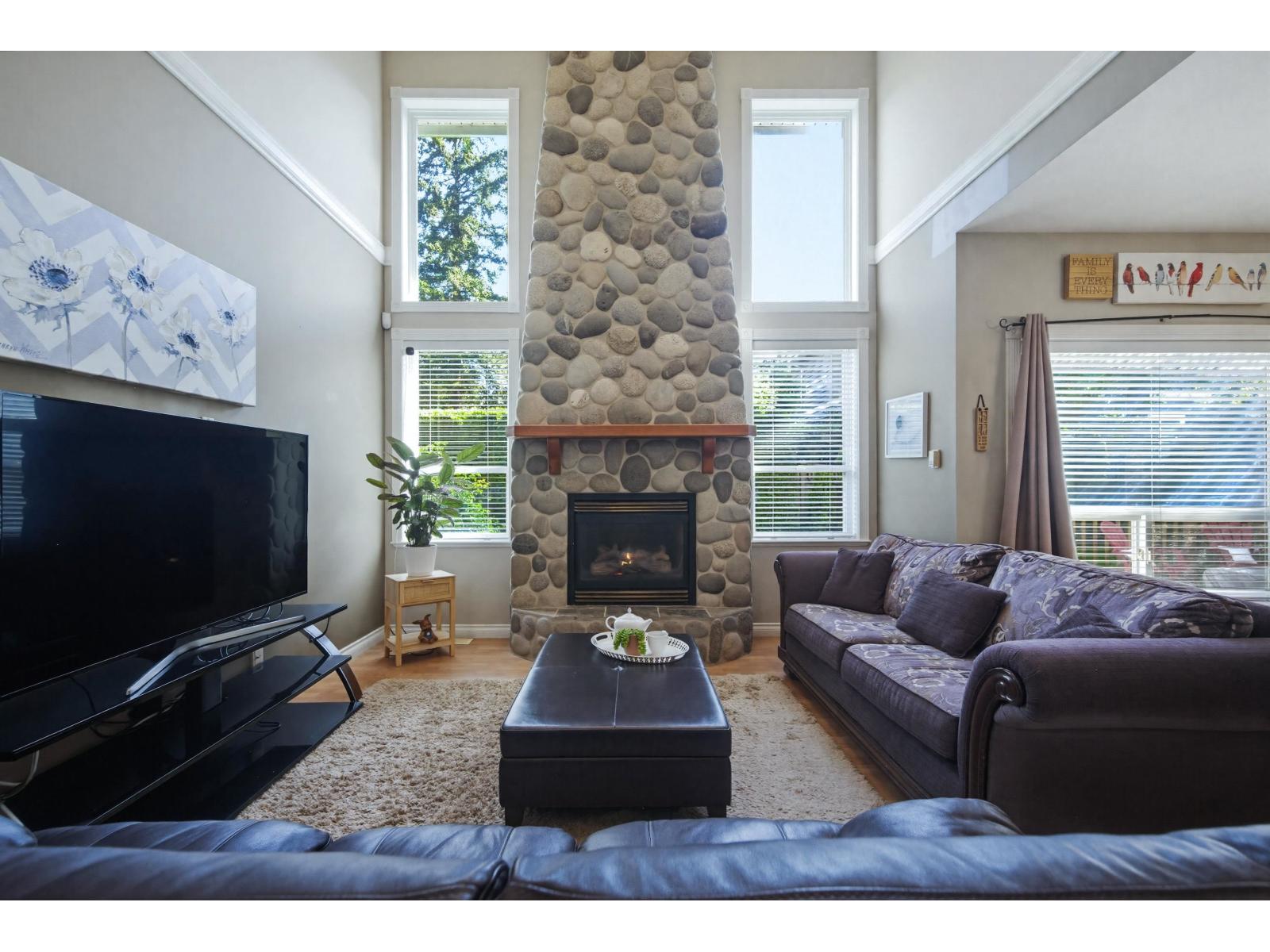 15512 37A AVENUE, Surrey — photo 3
