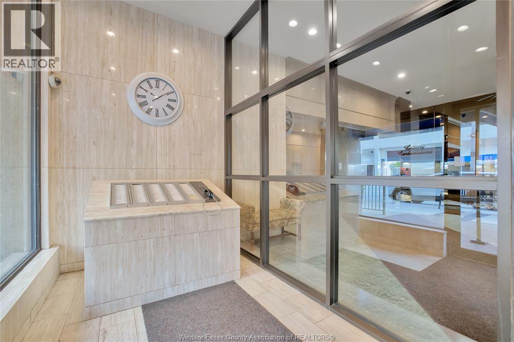 380 PELISSIER Unit# 2502, Windsor — photo 9