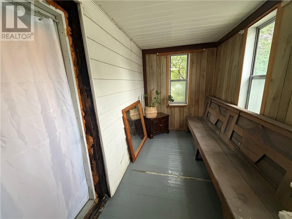 270 Leslie Street - 14