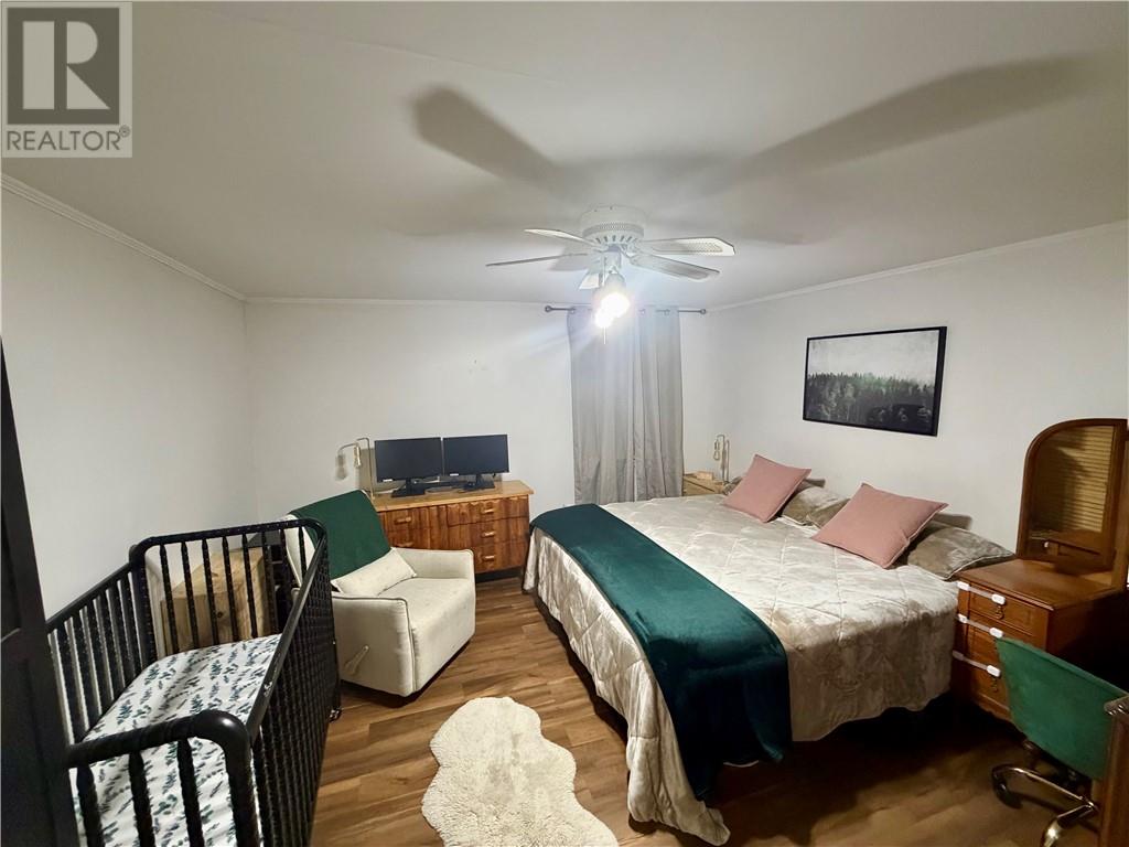 270 Leslie Street - Image 23