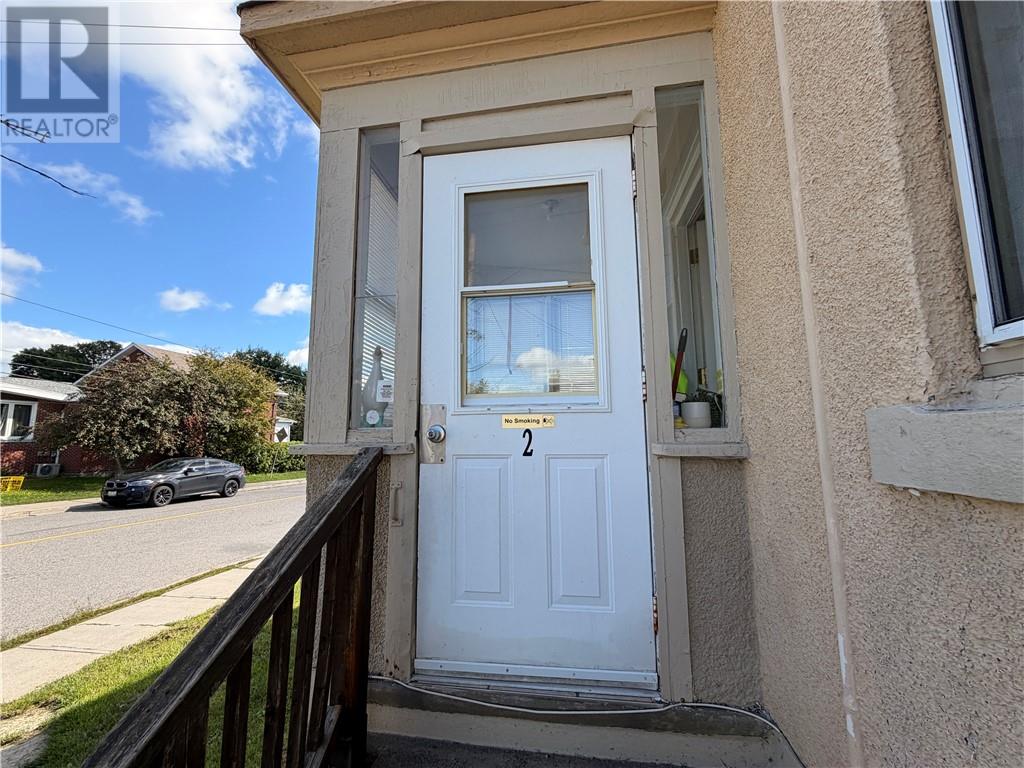 373 Isabel Street - 13