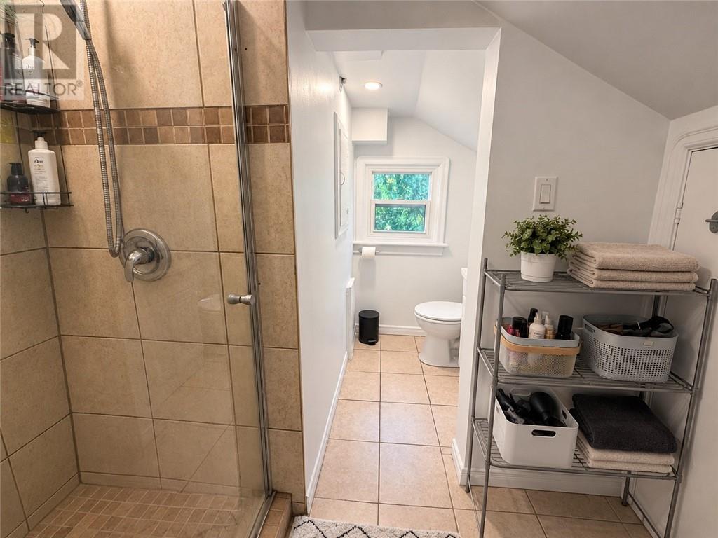 373 Isabel Street - 24
