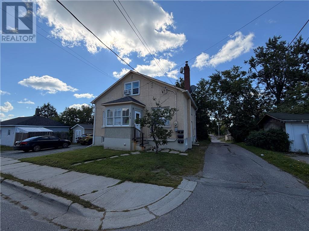 373 Isabel Street - Image 3