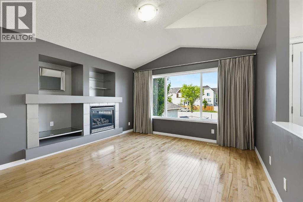 64 Copperfield Rise SE - 15