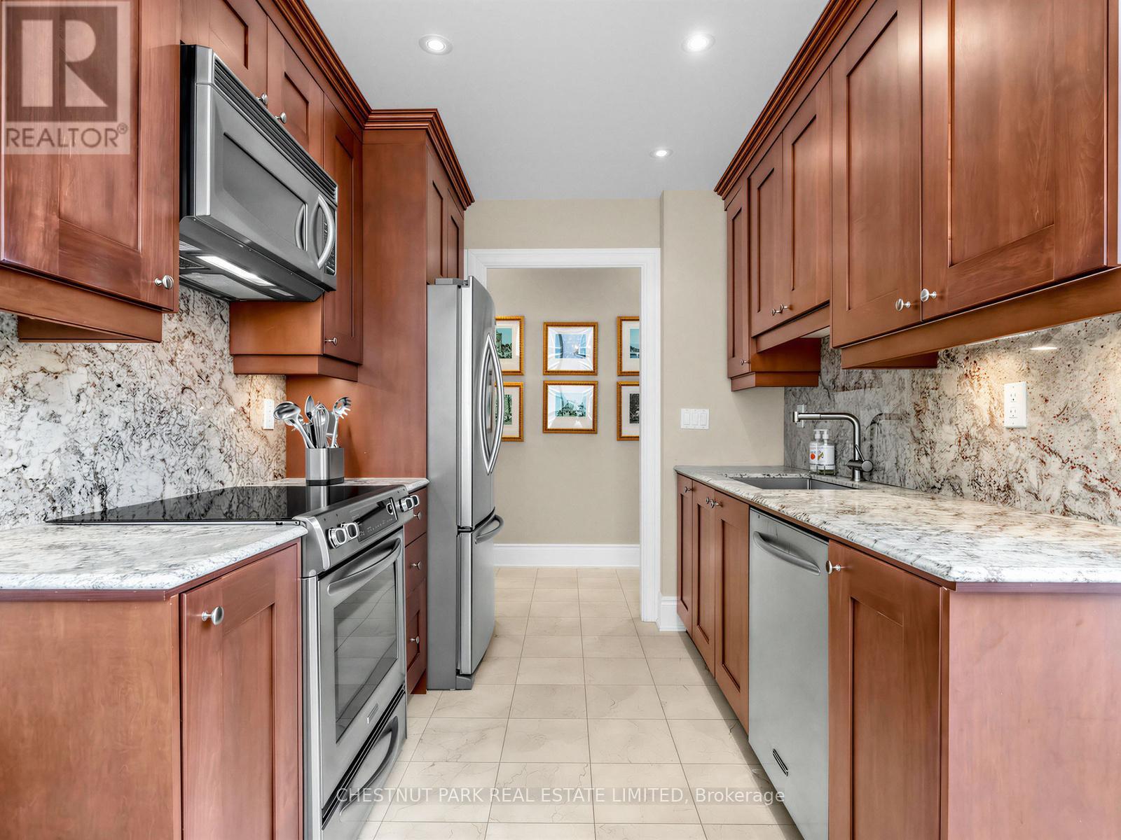901 - 55 DELISLE AVENUE, Toronto (Yonge-St. Clair) — photo 9