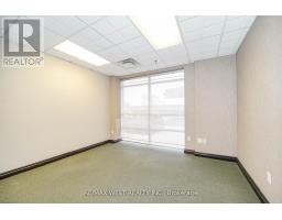 C1 & C3 - 800 Sheppard Avenue W, Toronto, ON M3H6B4 Photo 6