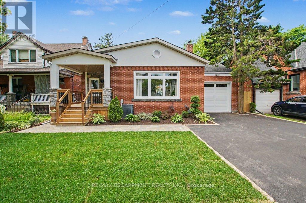 Photo of 72 Mountain Park Avenue