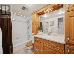 102 - 120 Elgin Street W, Oshawa, ON L1G1S7 Photo 15