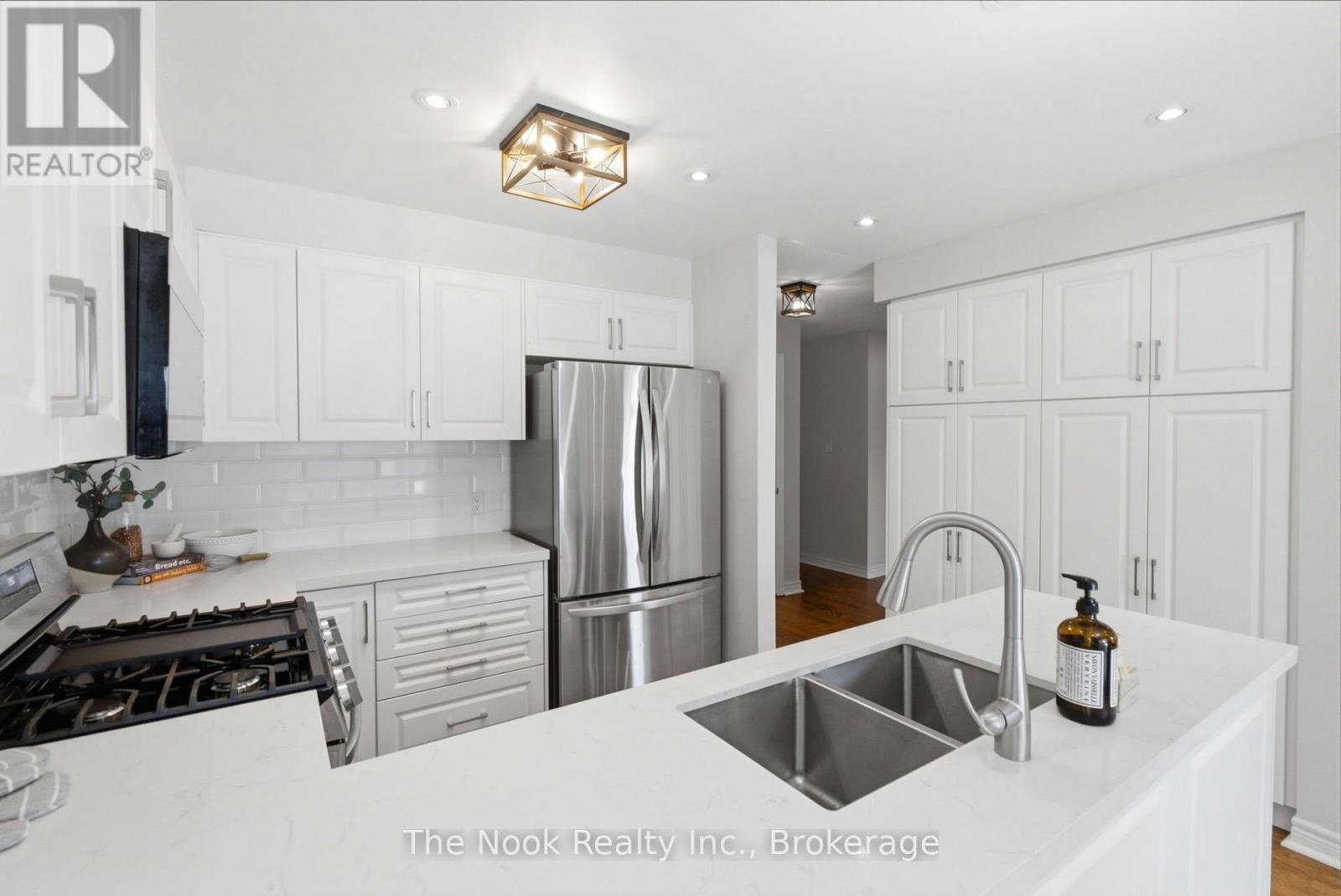 1633 ERINDALE CRESCENT - Image 11