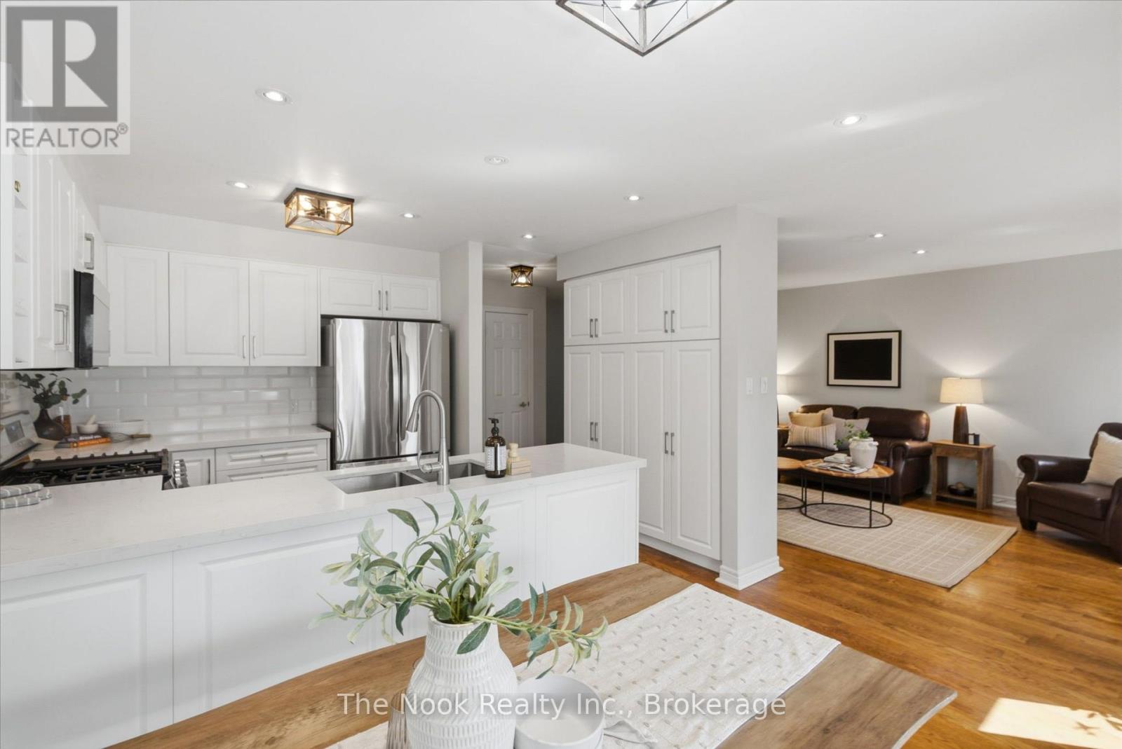 1633 ERINDALE CRESCENT - Image 12