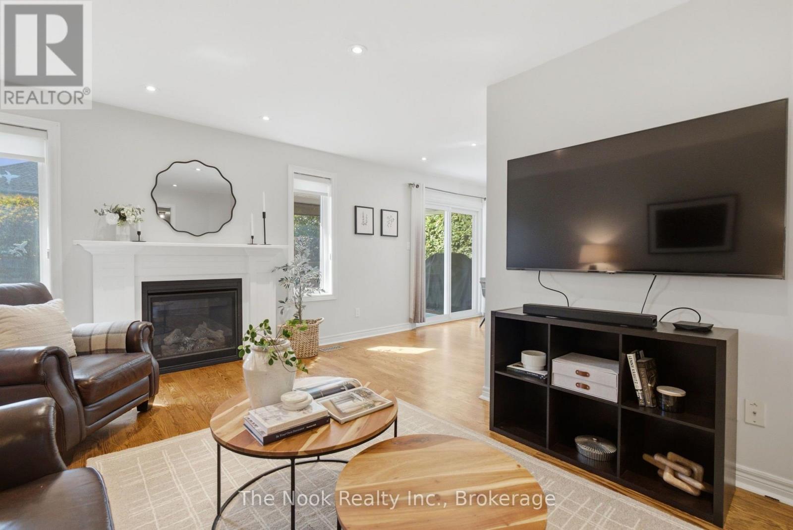 1633 ERINDALE CRESCENT - Image 15