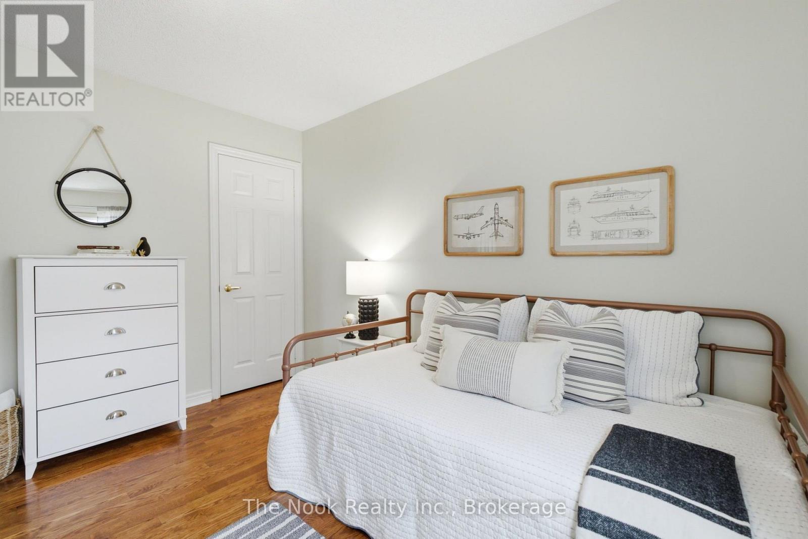 1633 ERINDALE CRESCENT - Image 21
