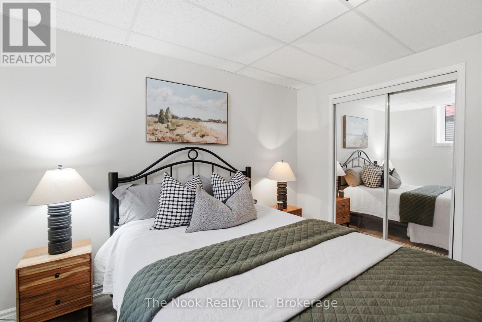 1633 ERINDALE CRESCENT - Image 30