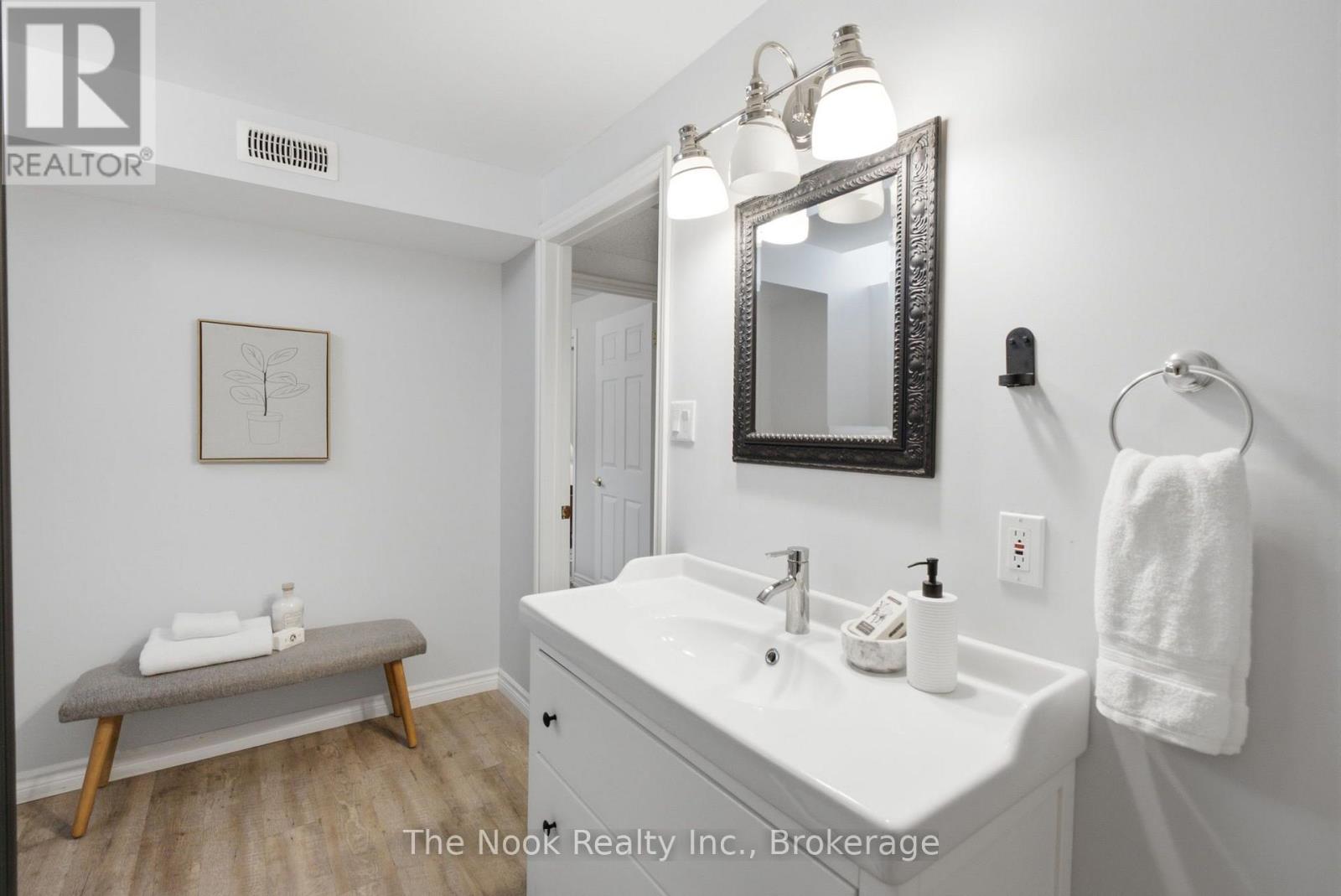 1633 ERINDALE CRESCENT - Image 32
