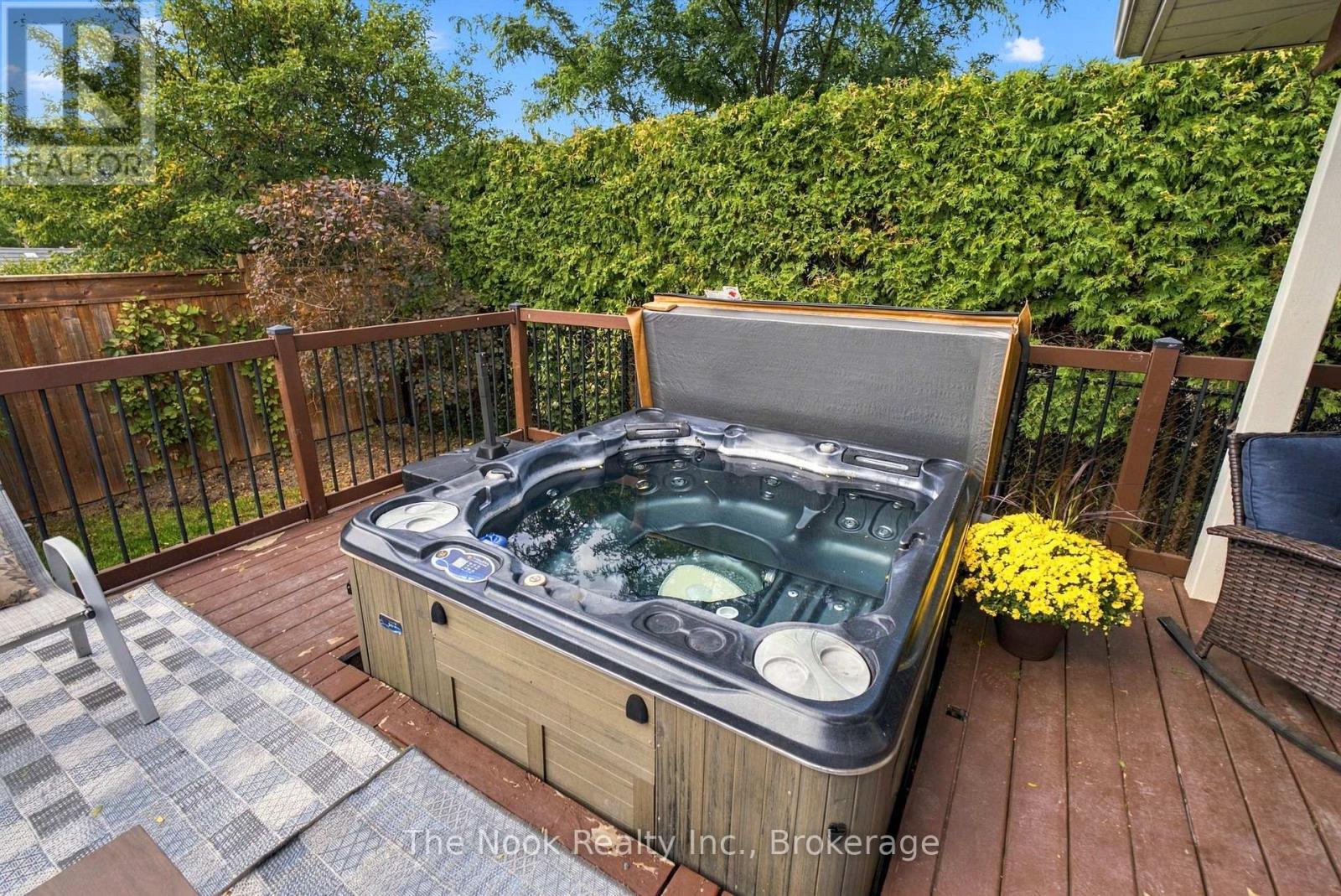 1633 ERINDALE CRESCENT - Image 35