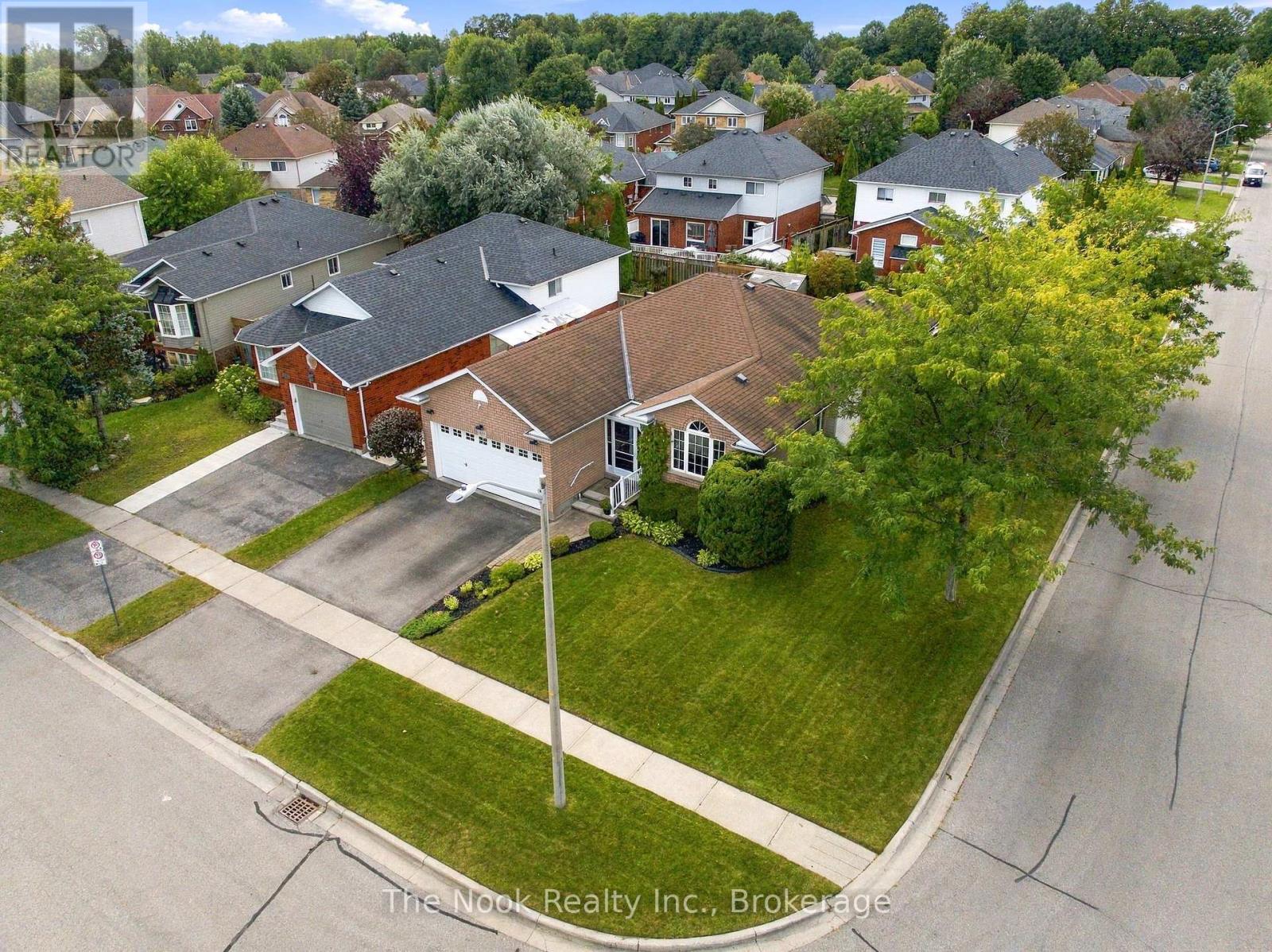 1633 ERINDALE CRESCENT - Image 38
