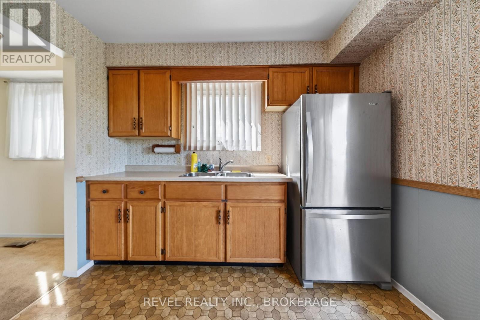 126 GRENADIER DRIVE - 15