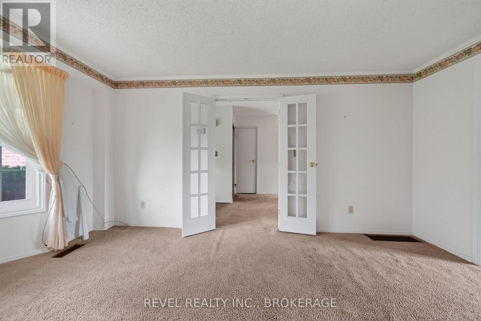 126 GRENADIER DRIVE - 8