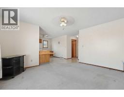 Laundry room - 424 53 Avenue, Coalhurst, AB T0L0V0 Photo 9