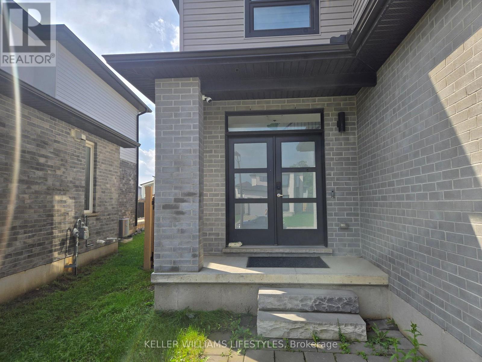 1722 APPLEROCK AVENUE, London North (North S) — photo 4