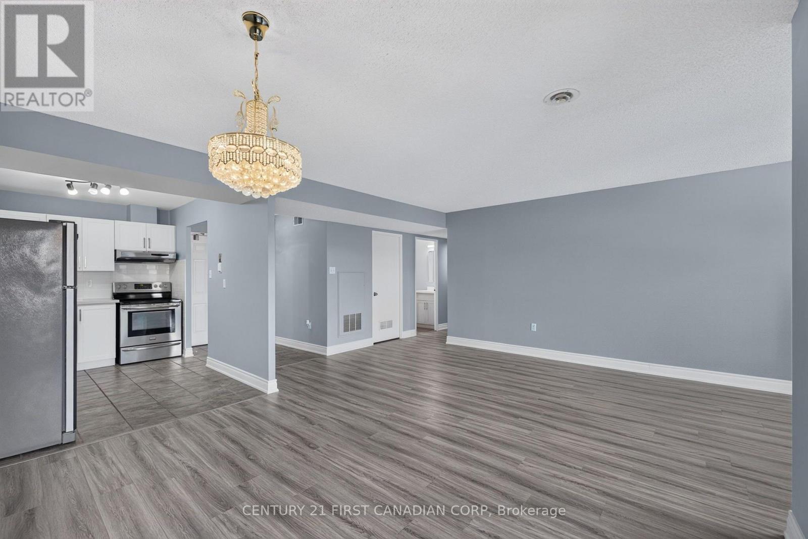 #203 30 CHAPMAN COURT - 13