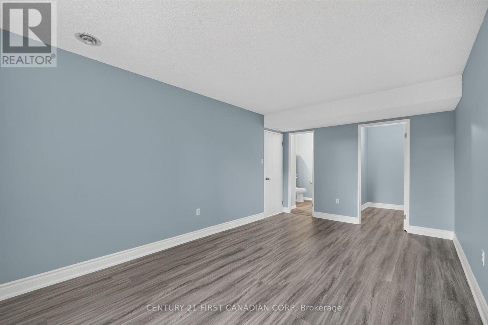 #203 30 CHAPMAN COURT - Image 18