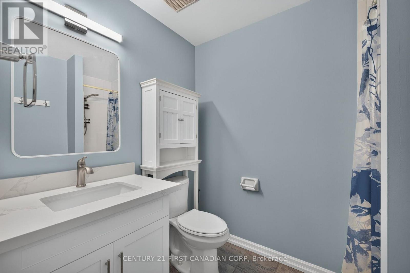 #203 30 CHAPMAN COURT - Image 20