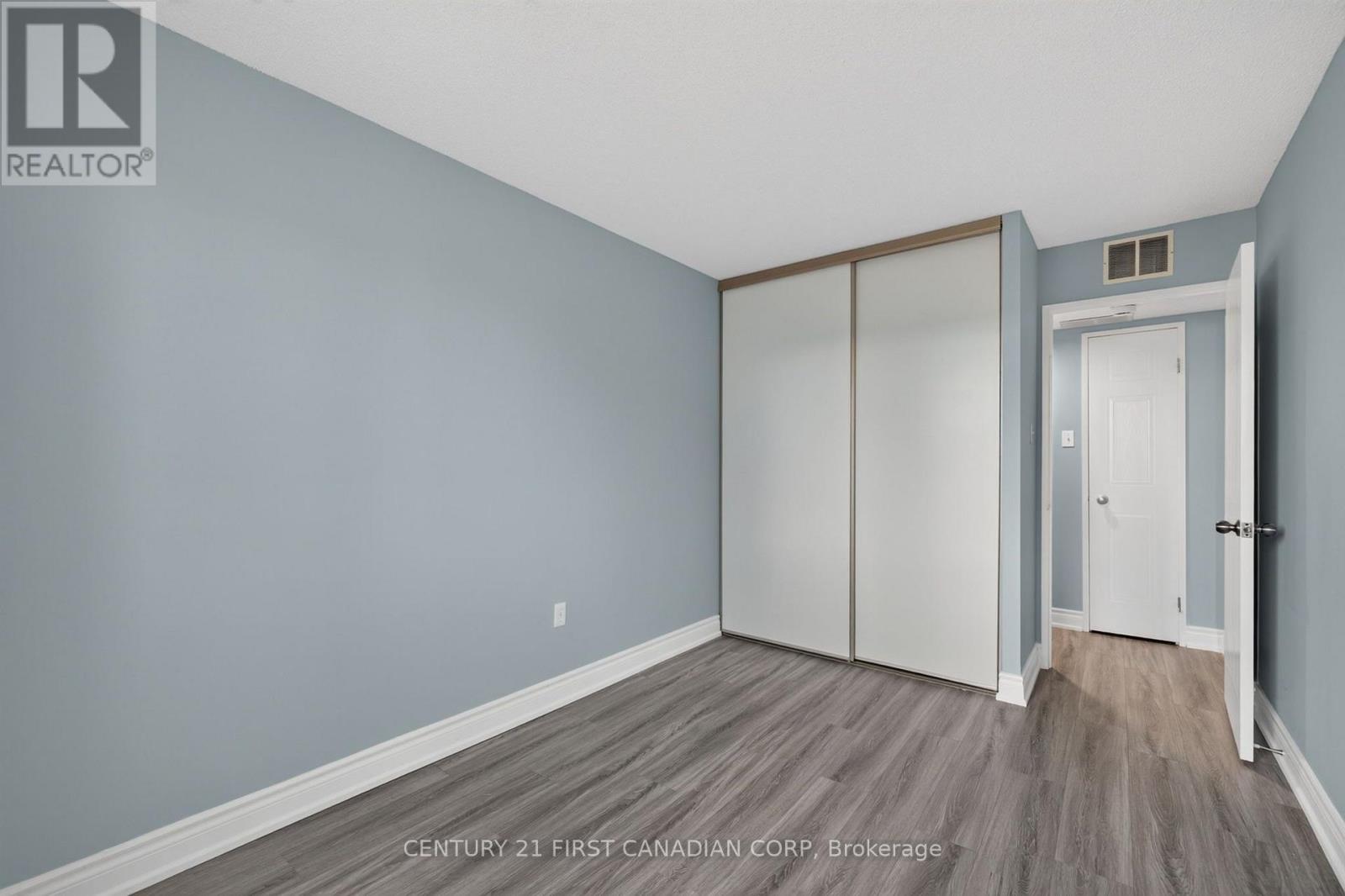 #203 30 CHAPMAN COURT - Image 24