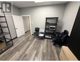 Unit 2 - 22542 Adelaide Road, Strathroy Caradoc, ON N0L1W0 Photo 7