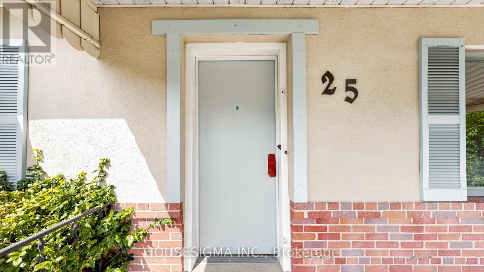 25 LITTLE ROCK DRIVE - 5