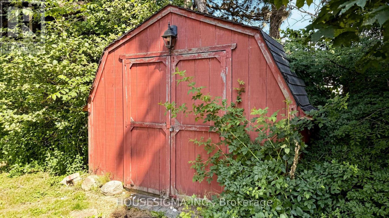 25 LITTLE ROCK DRIVE - 38