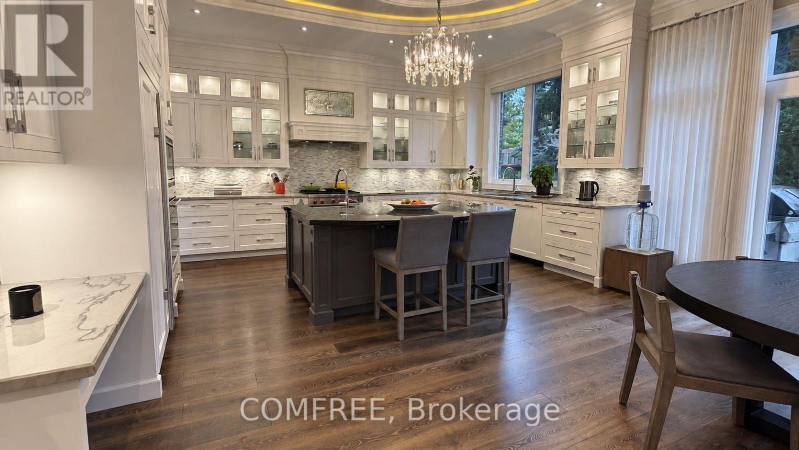 56 MAY AVENUE - 10