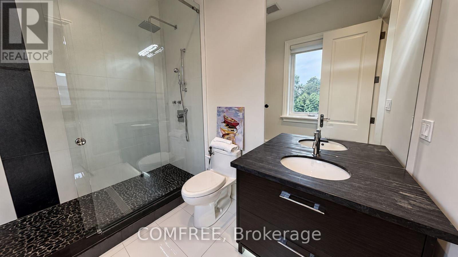 56 MAY AVENUE - 28