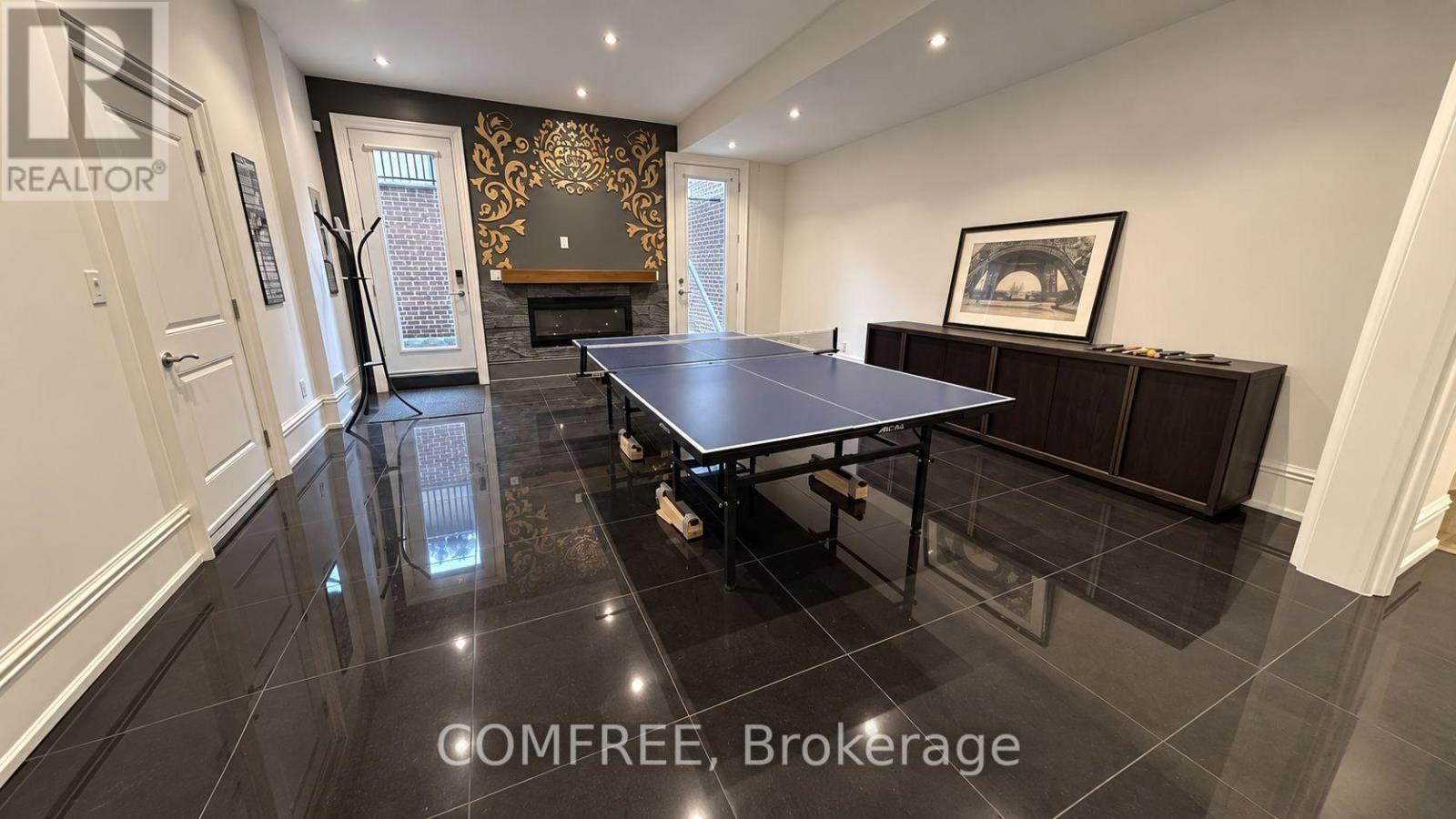 56 MAY AVENUE - Image 42