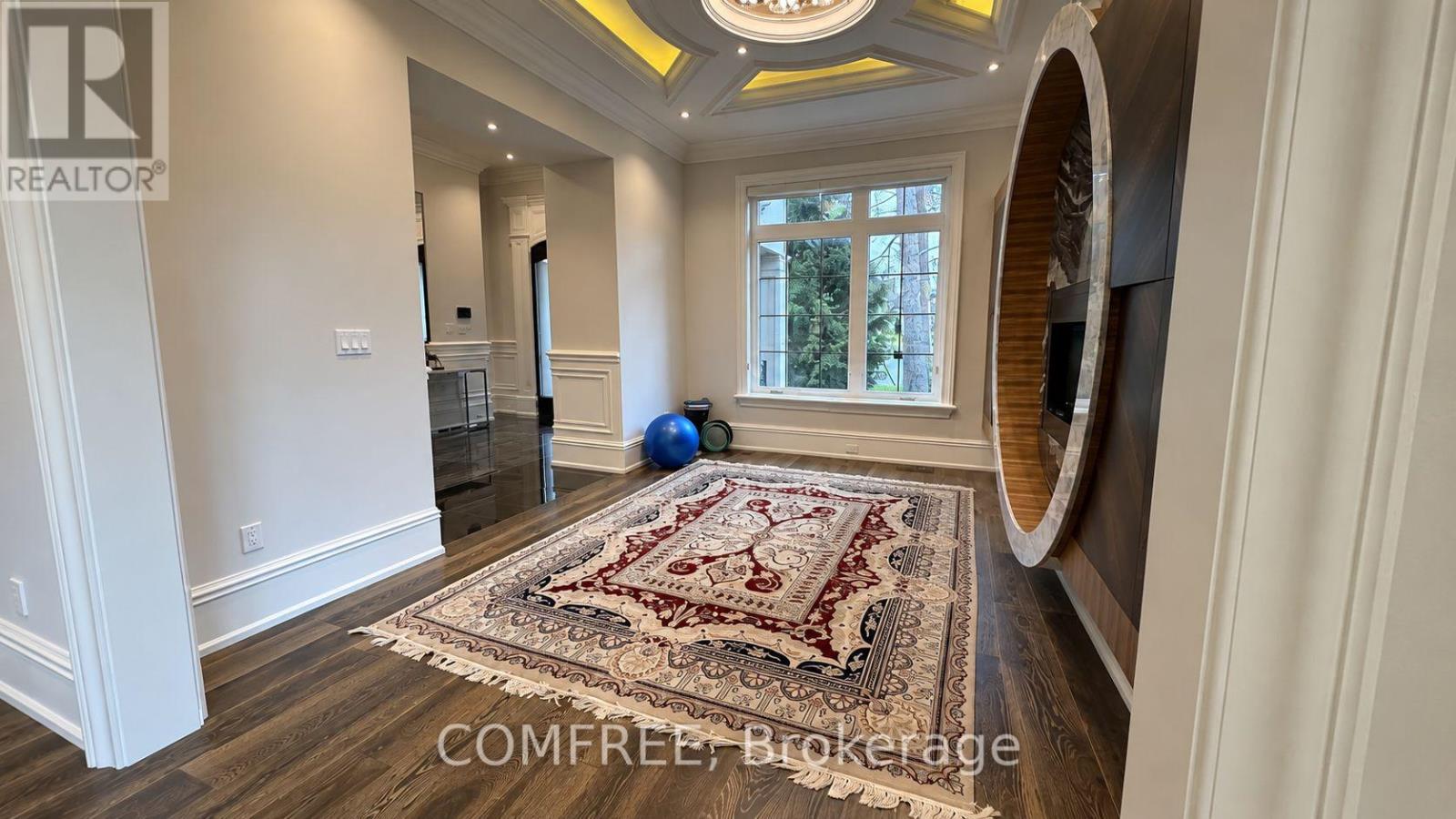 56 MAY AVENUE - 6
