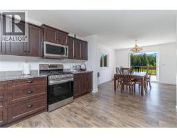 Living room - 3044 Alberni Hwy, Hilliers, BC V9K1X3 Photo 15