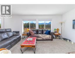 Living room - 3044 Alberni Hwy, Hilliers, BC V9K1X3 Photo 8