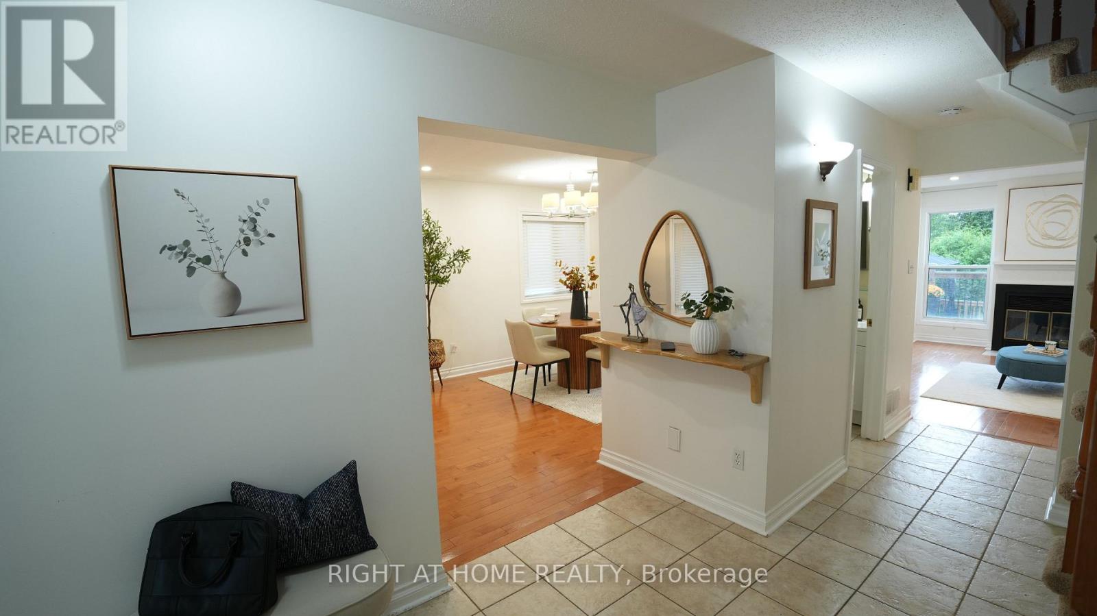672 FARMBROOK CRESCENT - 5