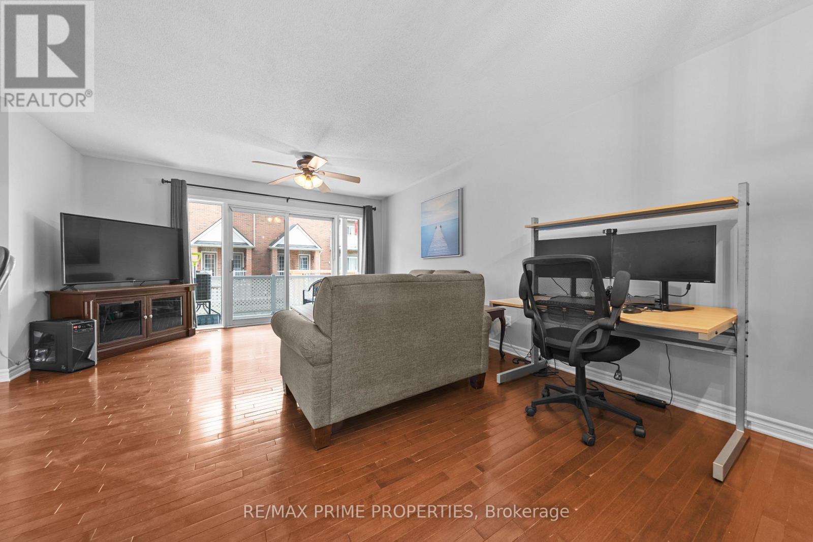 #117 3265 ST JOSEPH BOULEVARD - 15