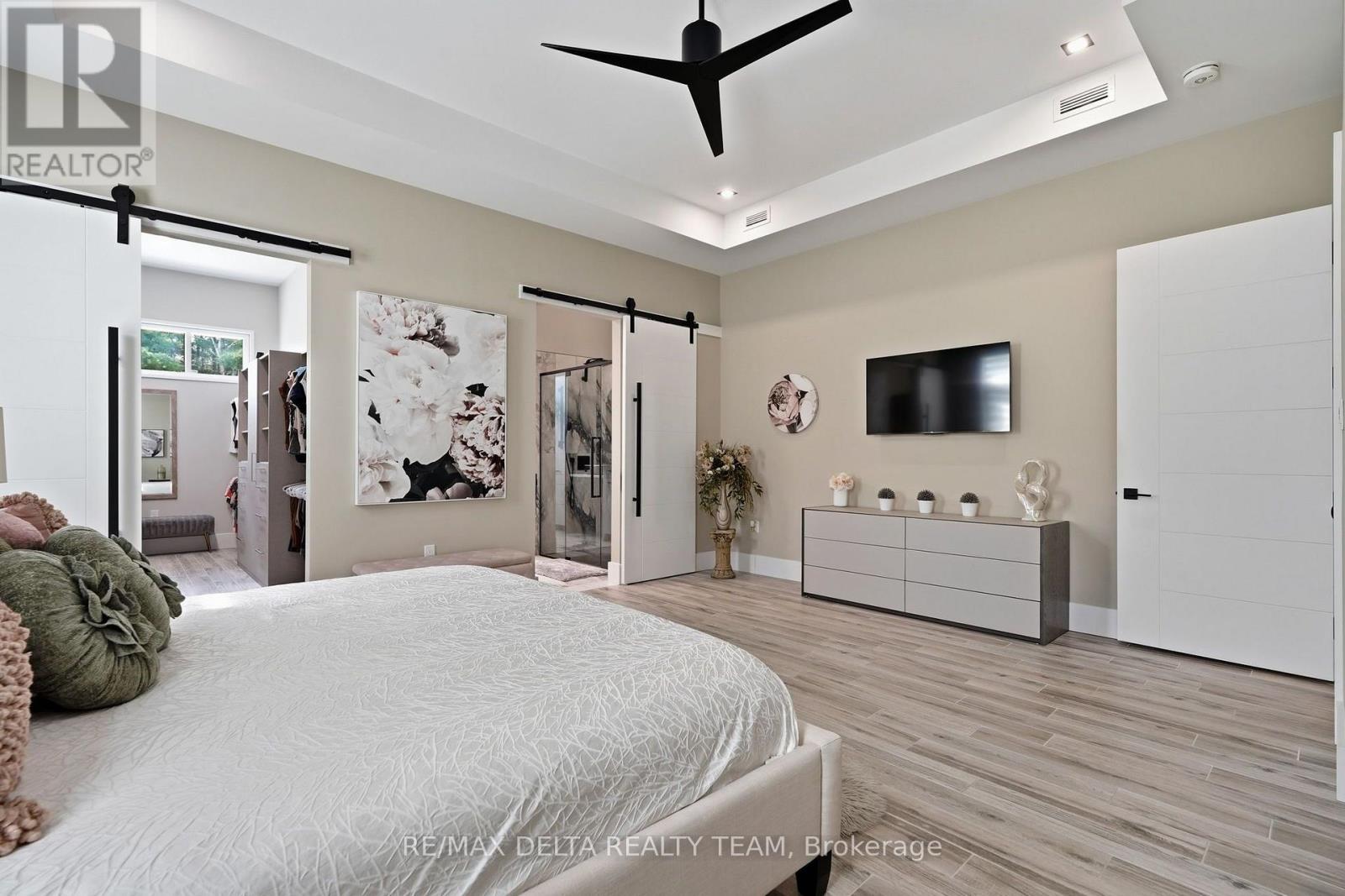 1300 CARON STREET - Image 21