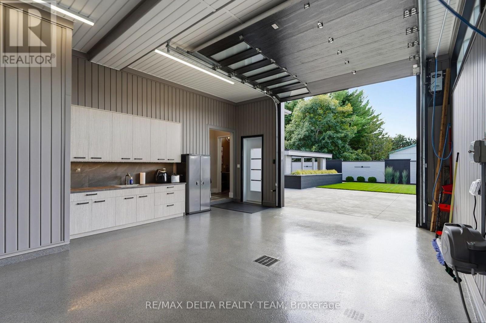 1300 CARON STREET - Image 33