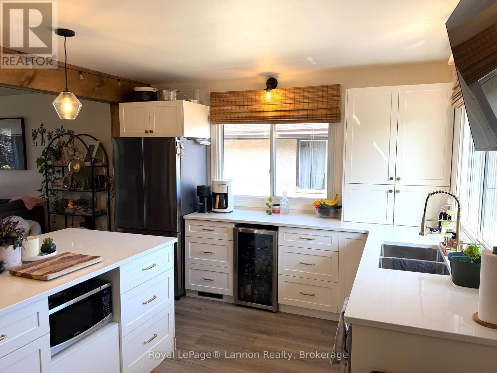 417 STRAND AVENUE - Image 11