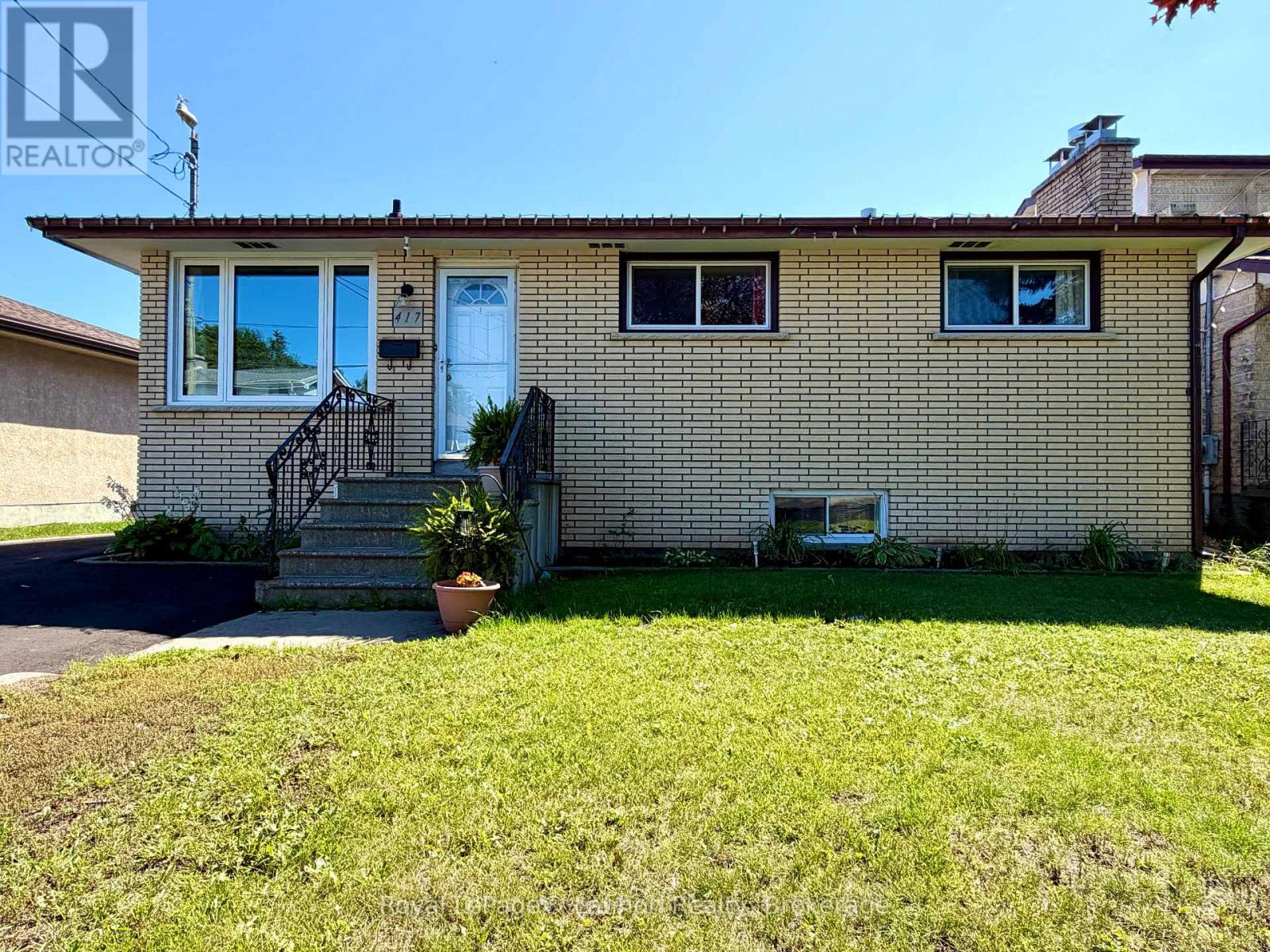 417 STRAND AVENUE - 2
