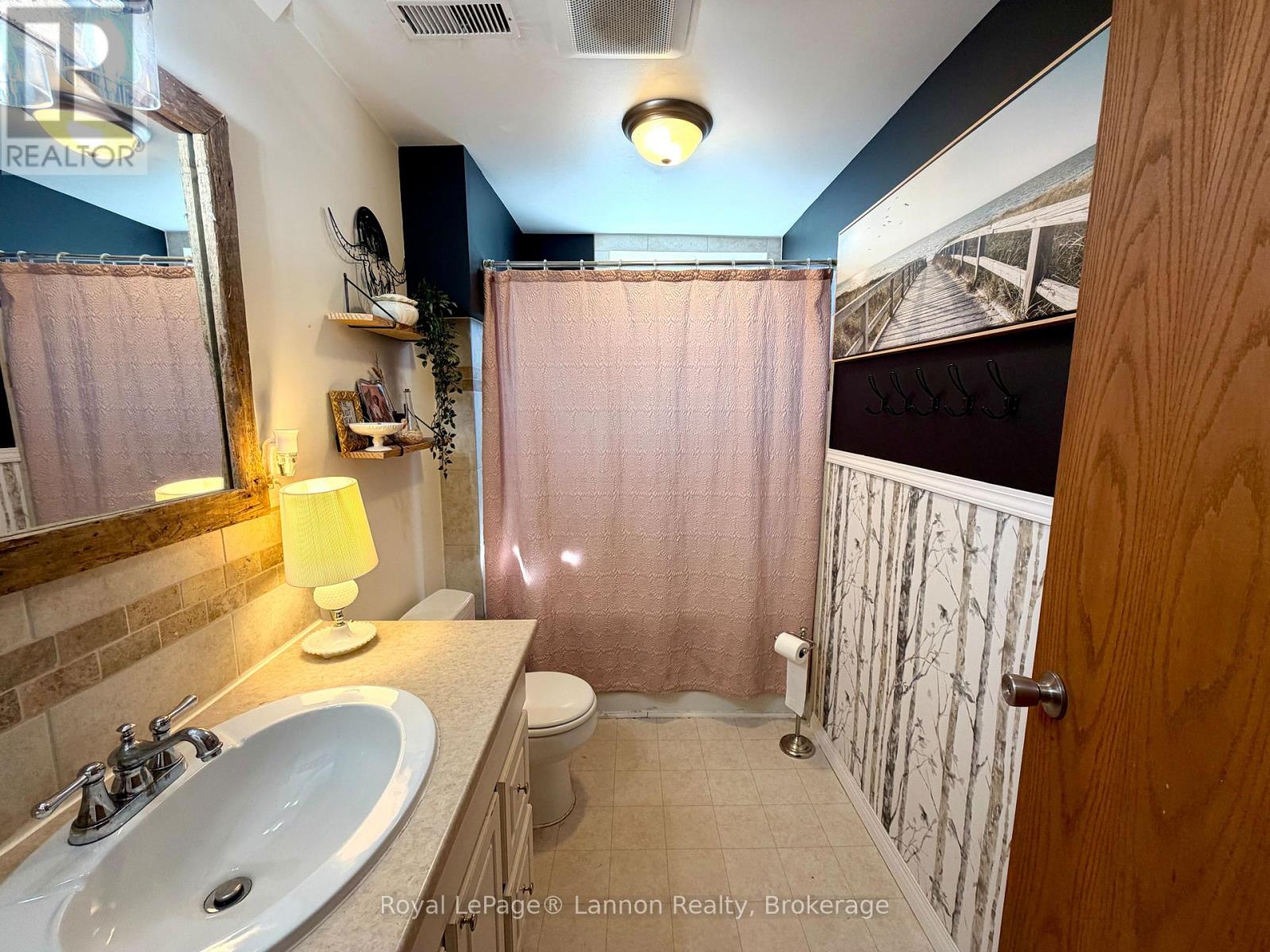 417 STRAND AVENUE - 31