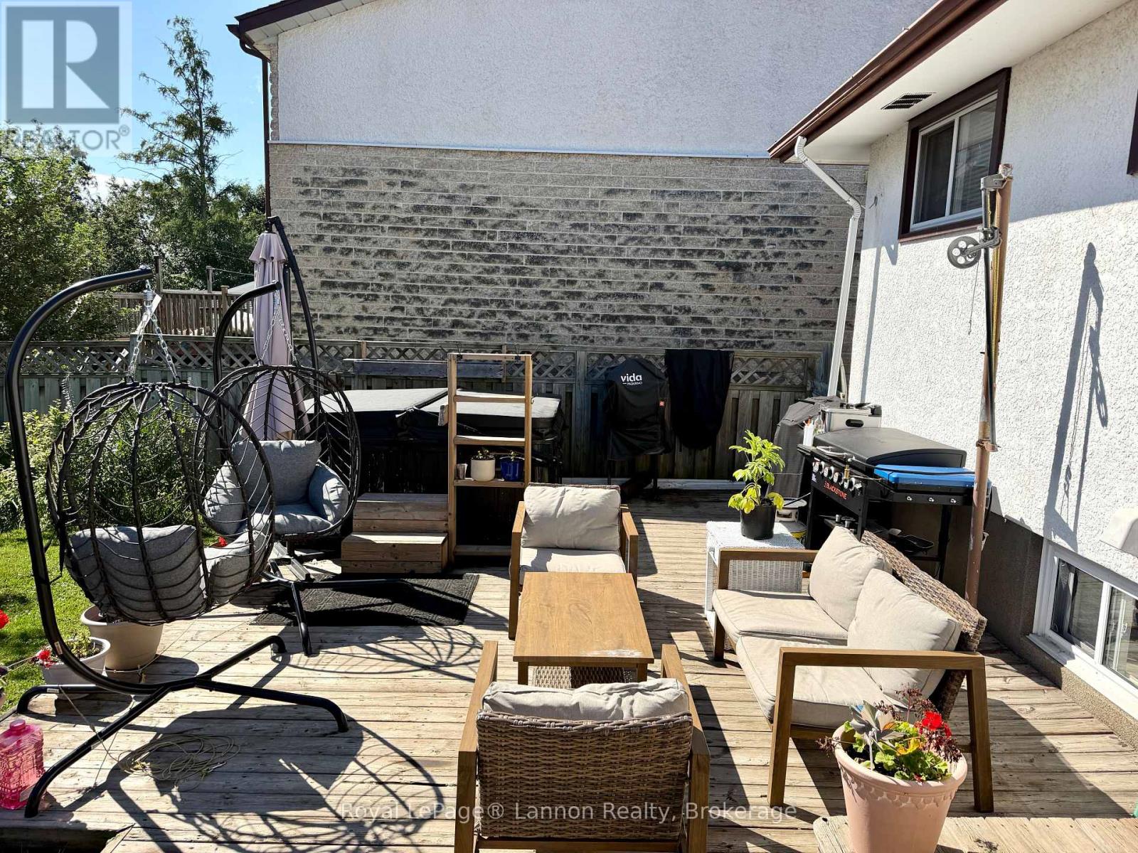 417 STRAND AVENUE - 36