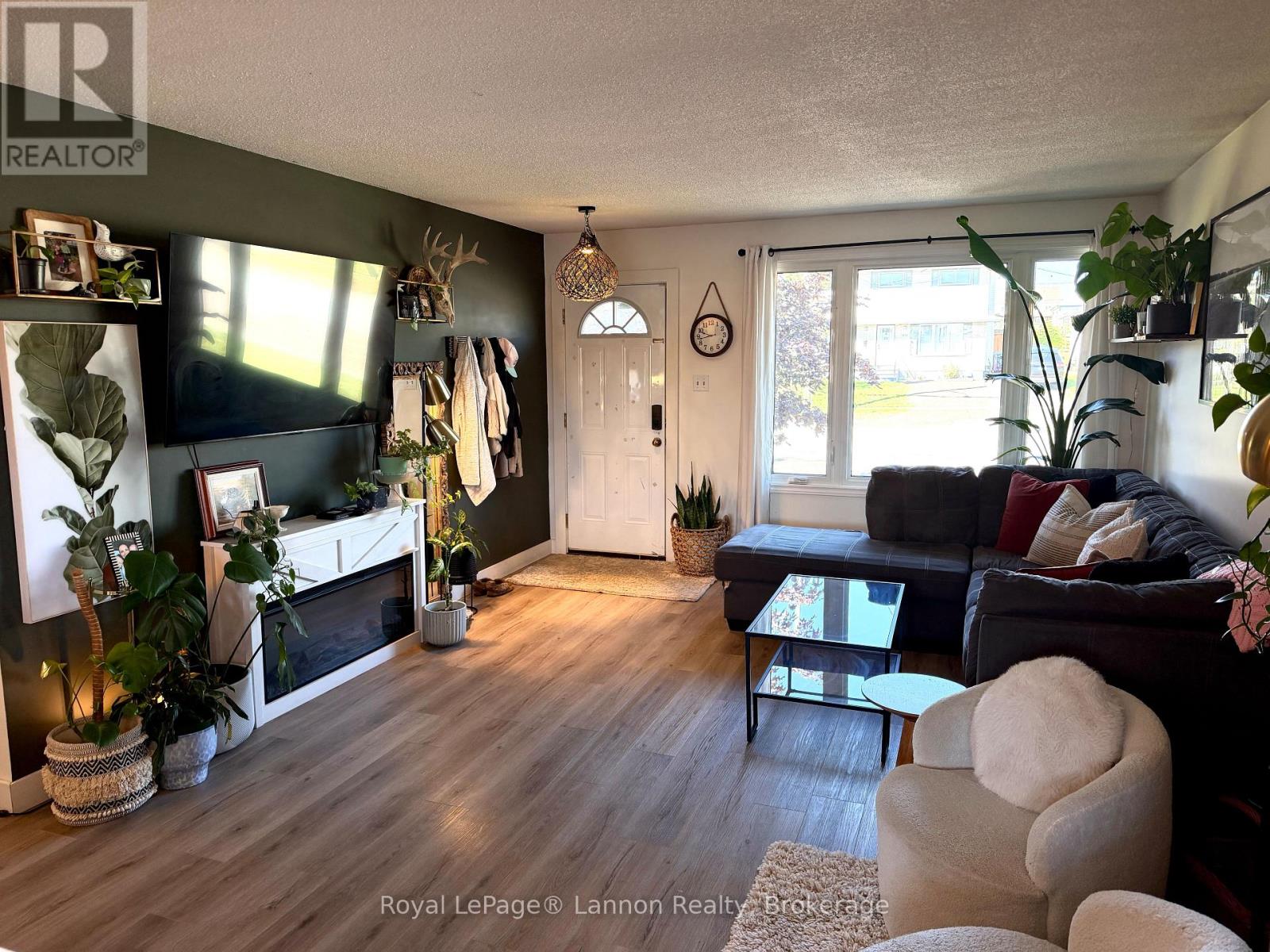 417 STRAND AVENUE - 8
