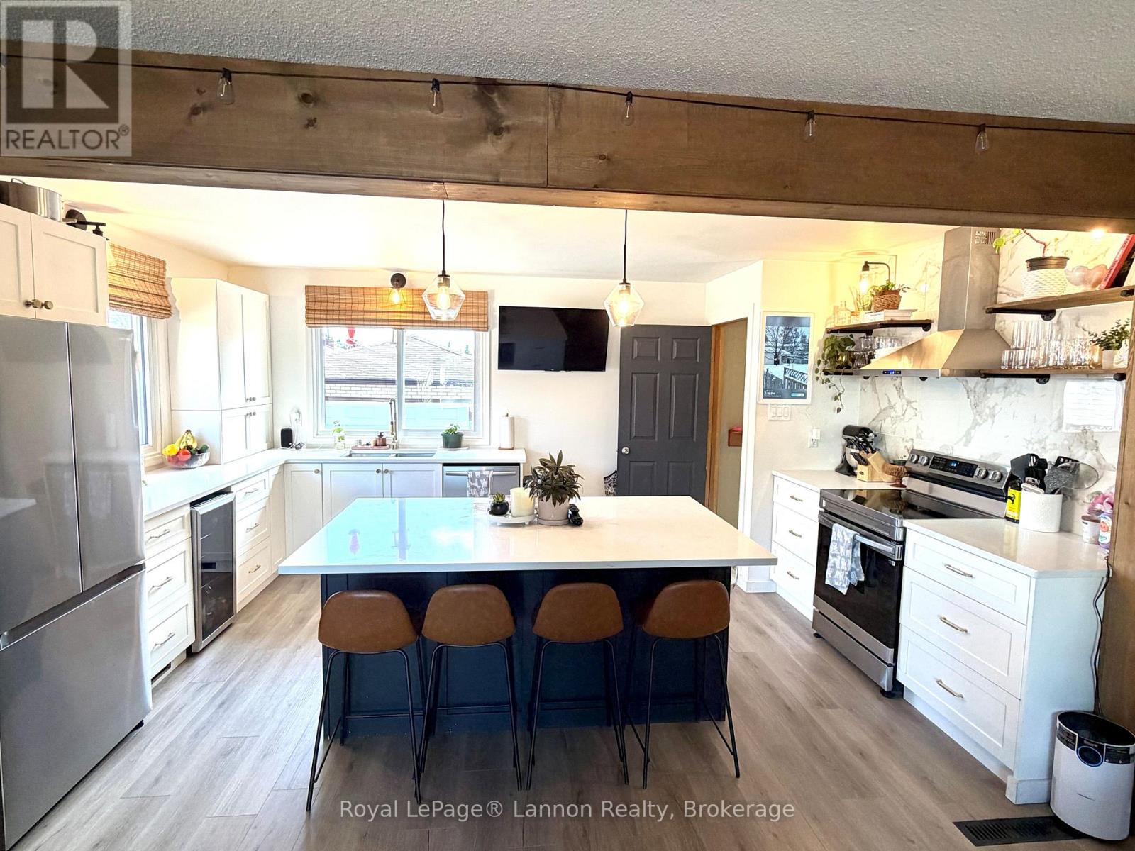 417 STRAND AVENUE - 9